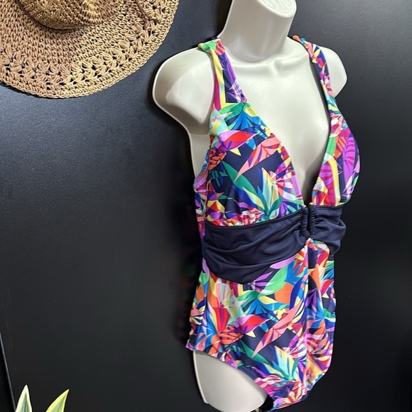 Dolfin Aquashape Tummy control,UV,multi crossback/scoop back,ruched, Las Palmas - Picture 4 of 16